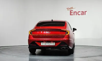 Hyundai Sonata 2020, 67675 км, за 10241.16 USD