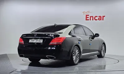 Hyundai Equus 2015, 117939 км, за 4966.88 USD