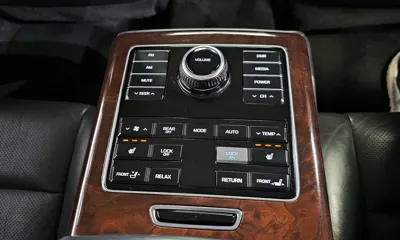 Hyundai Equus 2015, 117939 км, за 4966.88 USD - фото 20