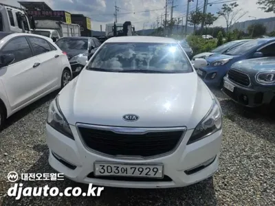 Kia K7 · 2012 год