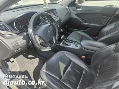 Kia K7 2012, 213598 км, за 1758.96 USD - фото 9