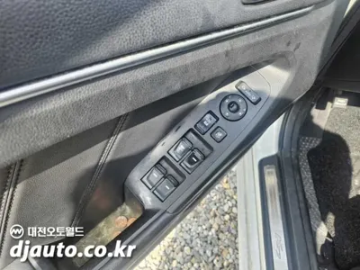 Kia K7 2012, 213598 км, за 1758.96 USD - фото 10