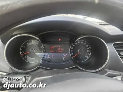 Kia K7 2012, 213598 км, за 1758.96 USD - фото 13