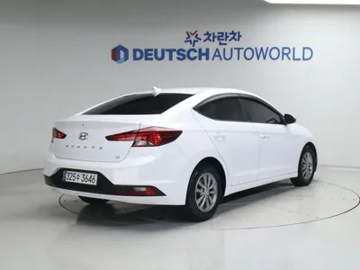 Hyundai Avante 2019, 122986 км, за 7155.05 USD