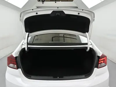 Hyundai Avante 2019, 122986 км, за 7100.98 USD - фото 19