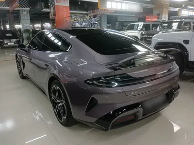 Xiaomi Auto SU7 2024, 27700 км, за 32439 USD - фото 4
