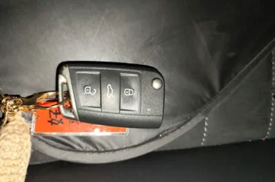 Volkswagen Golf 2020, 33200 км, за 12236 USD - фото 12