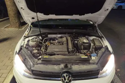 Volkswagen Golf 2020, 33200 км, за 12236 USD - фото 16