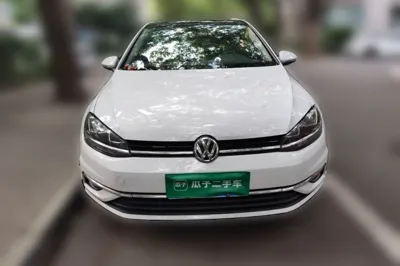 Volkswagen Golf 2020, 33200 км, за 12236 USD - фото 17