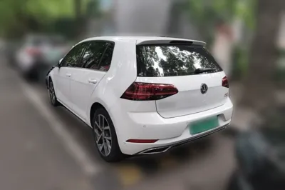 Volkswagen Golf 2020, 33200 км, за 12236 USD - фото 19