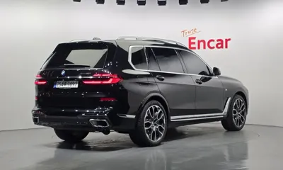 BMW X7 2024, 35982 км, за 73835.61 USD