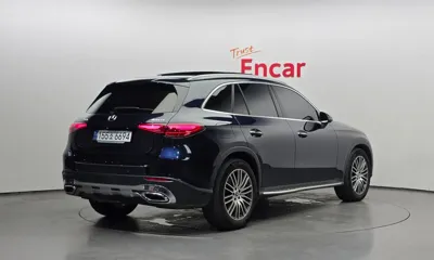 Mercedes-Benz GLC-Class 2023, 49067 км, за 38614.3 USD