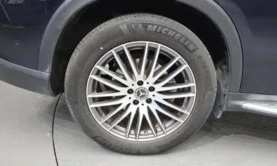 Mercedes-Benz GLC-Class 2023, 49067 км, за 38614.3 USD
