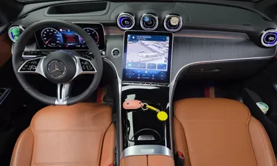 Mercedes-Benz GLC-Class 2023, 49067 км, за 38614.3 USD - фото 7