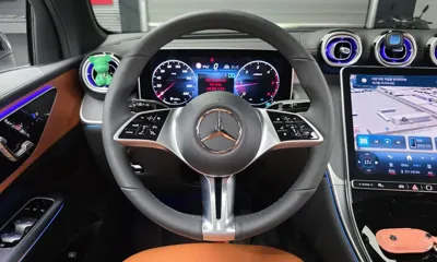 Mercedes-Benz GLC-Class 2023, 49067 км, за 38614.3 USD - фото 12
