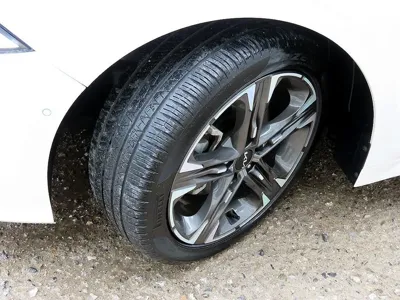 Kia K5 2023, 45020 км, за 22311.93 USD - фото 20