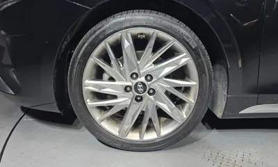 Hyundai Grandeur 2023, 26000 км, за 19160.88 USD