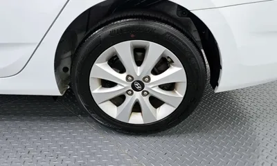 Hyundai Accent 2015, 180370 км, за 2537.08 USD