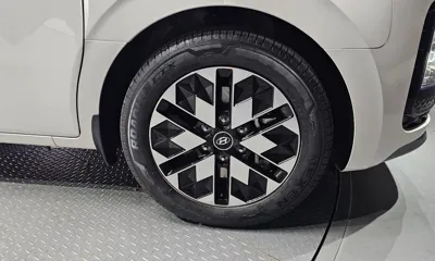 Hyundai Staria 2023, 25013 км, за 31135.04 USD