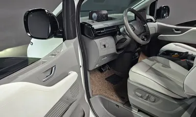 Hyundai Staria 2023, 25013 км, за 31135.04 USD - фото 11