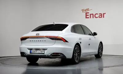 Hyundai Grandeur 2023, 65395 км, за 14260.59 USD