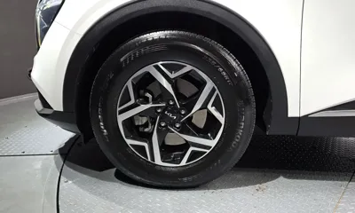 Kia Sportage 2023, 127304 км, за 13079.46 USD
