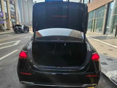 Mercedes-Benz E-Class 2025, 23985 км, за 40736.44 USD