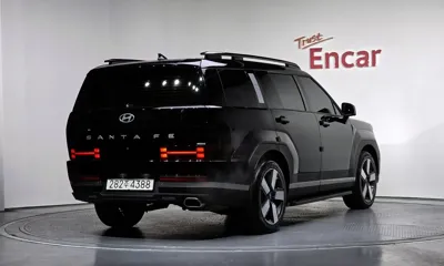 Hyundai Santafe 2025, 6894 км, за 27023.45 USD