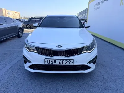 Kia K5 2019, 59891 км, за 11093.61 USD