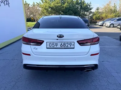 Kia K5 2019, 59891 км, за 11093.61 USD