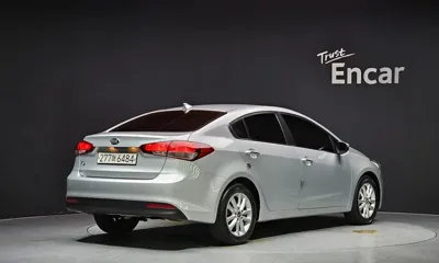 Kia K3 2016, 103749 км, за 4095.43 USD