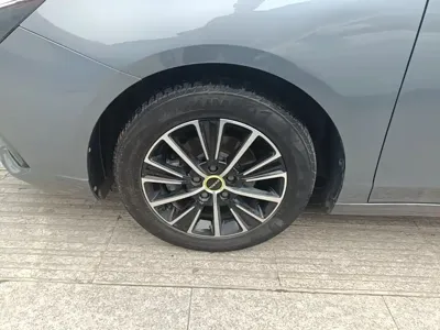 Roewe i5 2023, 47000 км, за 5738.56 USD - фото 23