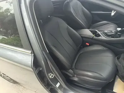 Roewe i5 2023, 47000 км, за 5738.56 USD - фото 25