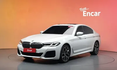 BMW 5-Series · 2021 год