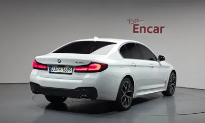 BMW 5-Series 2021, 72047 км, за 22311.93 USD