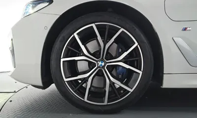 BMW 5-Series 2021, 72047 км, за 22311.93 USD