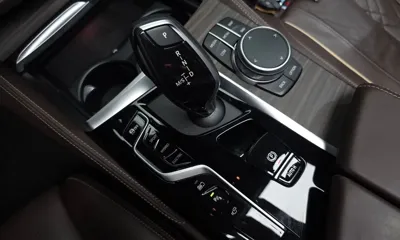 BMW 5-Series 2021, 72047 км, за 22311.93 USD - фото 9