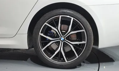 BMW 5-Series 2021, 72047 км, за 22311.93 USD - фото 21