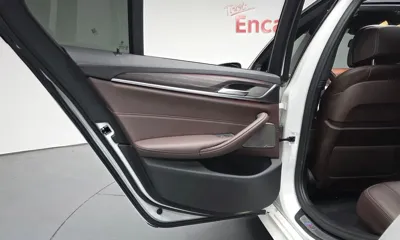 BMW 5-Series 2021, 72047 км, за 22311.93 USD - фото 25