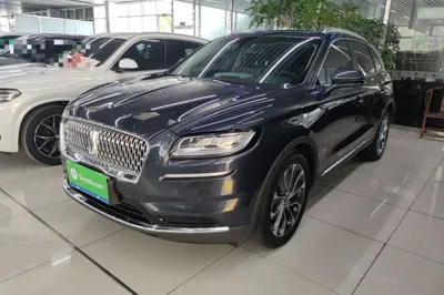 Lincoln Nautilus · 2021 год
