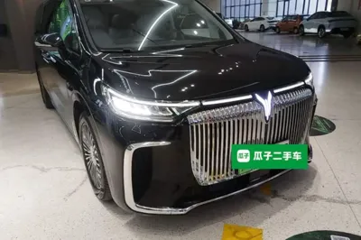 Voyah Dream 2025, 18600 км, за 41521 USD