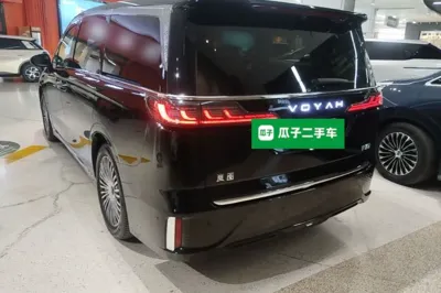 Voyah Dream 2025, 18600 км, за 41521 USD