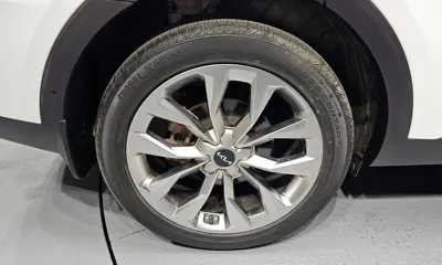 Kia Sorento 2023, 16921 км, за 20198.66 USD