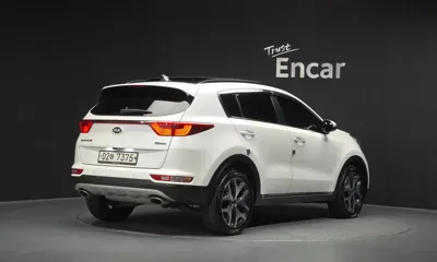 Kia Sportage 2018, 93026 км, за 8066.62 USD