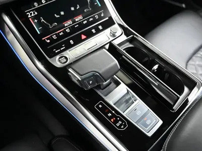 Audi Q8 2023, 13953 км, за 55374.62 USD - фото 9