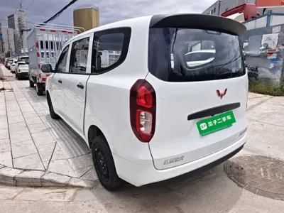Wuling Hongguang EV 2025, 200 км, за 7496 USD