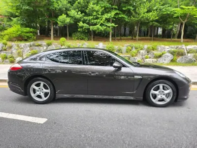 Porsche Panamera 2011, 188000 км, за 8139.61 USD - фото 17