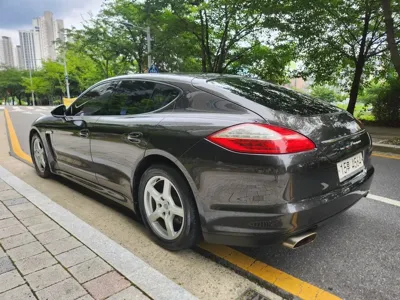 Porsche Panamera 2011, 188000 км, за 8139.61 USD - фото 18