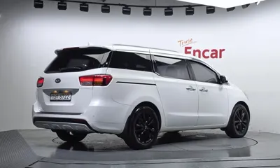 Kia Canival 2015, 148518 км, за 5798.05 USD