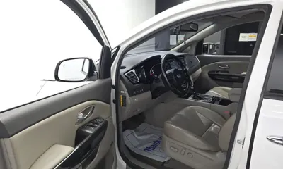 Kia Canival 2015, 148518 км, за 5798.05 USD - фото 10